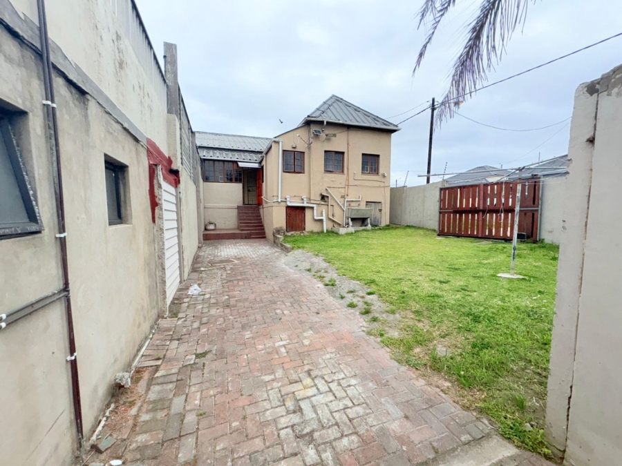 3 Bedroom Property for Sale in Quigney Eastern Cape